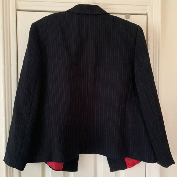 TAHARI SUIT JACKET & SKIRT SET - Picture 5 of 5